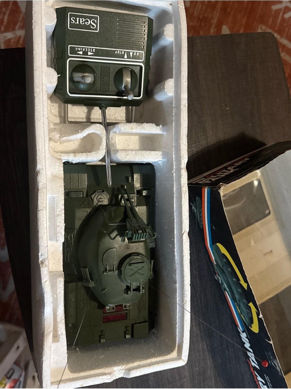 SEARS RADIO CONTROLLED MILITARY TANK VINTAGE In Box Untested - Picture 16 of 16
